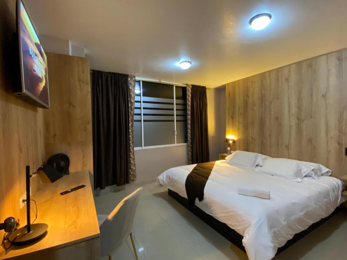 Zamora Hotel Wampushkar מראה חיצוני תמונה